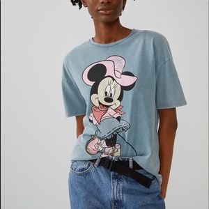 Minnie Mouse t shirt